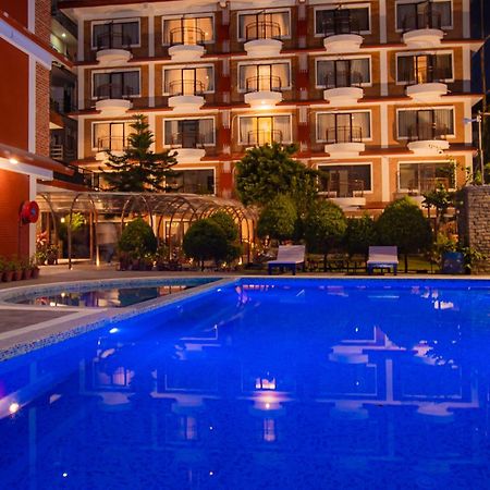 Temple Himalaya Hotel & Spa Pokhara Exteriör bild