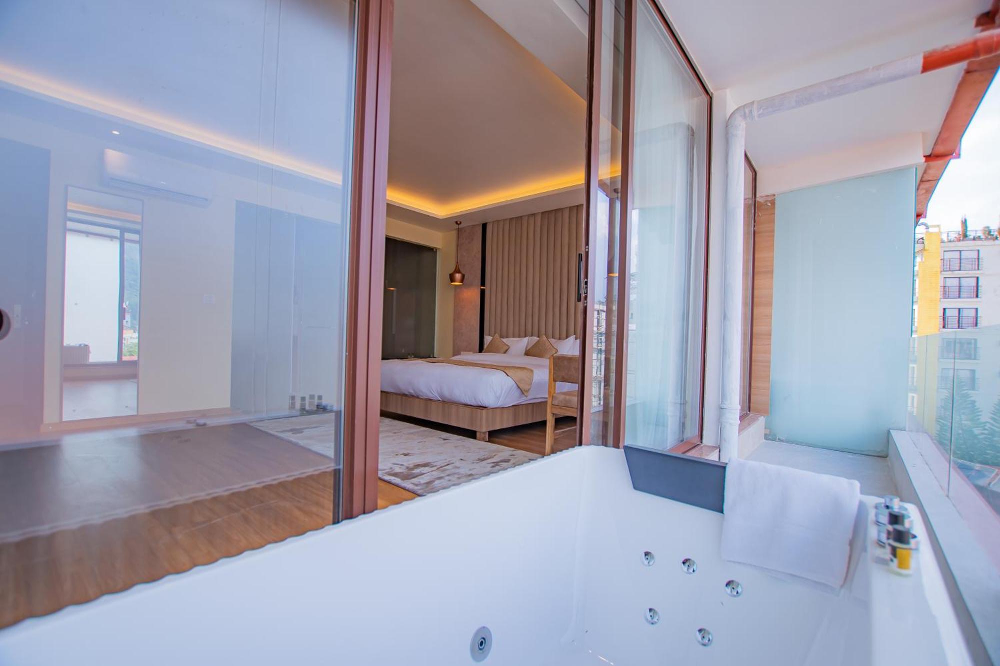 Temple Himalaya Hotel & Spa Pokhara Exteriör bild